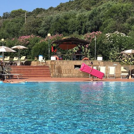 Stella Del Mare Camping Village Кастільйоне-делла-Пеская Екстер'єр фото