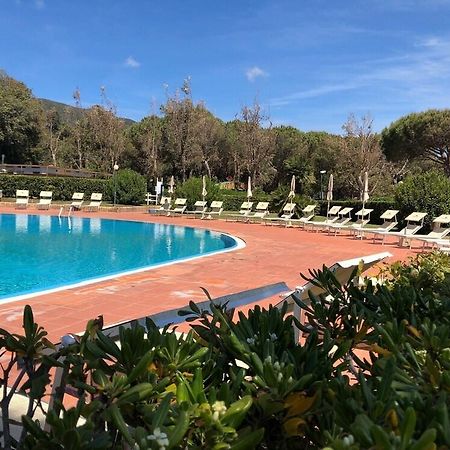 Stella Del Mare Camping Village Кастільйоне-делла-Пеская Екстер'єр фото